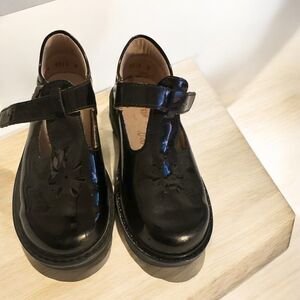 Elefanten Toddler Little Girls Size 9 EU 26 T-Strap Mary Jane Buckle Shoes 0228